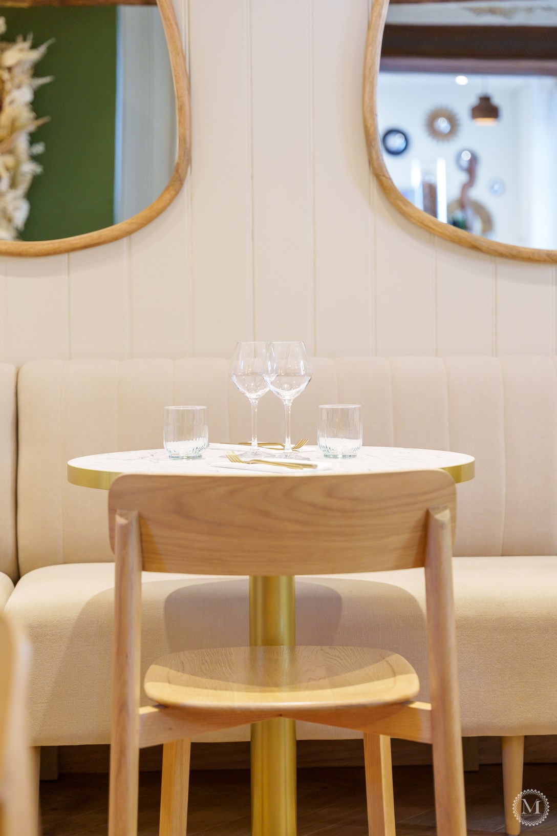 Intérieur du Roman Bleu Restaurant à Noirmoutier